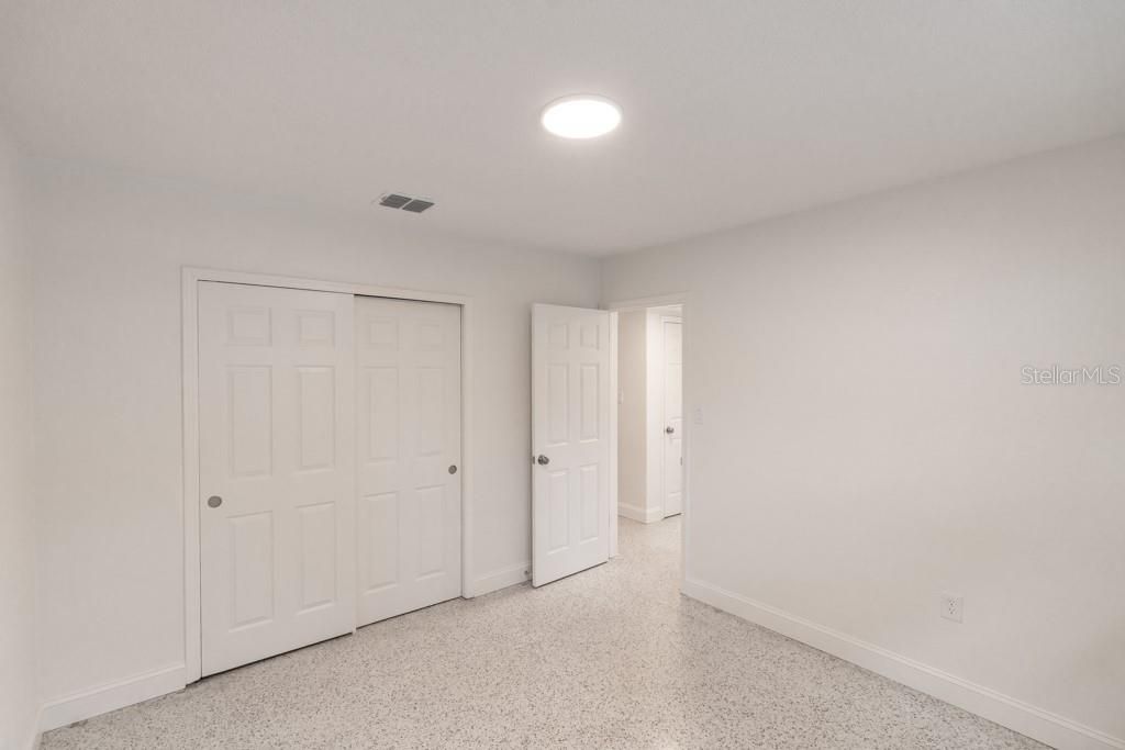 Active With Contract: $675,000 (4 beds, 0 baths, 1604 Square Feet)