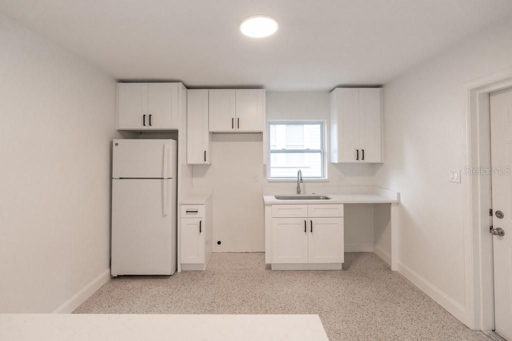 Active With Contract: $675,000 (4 beds, 0 baths, 1604 Square Feet)