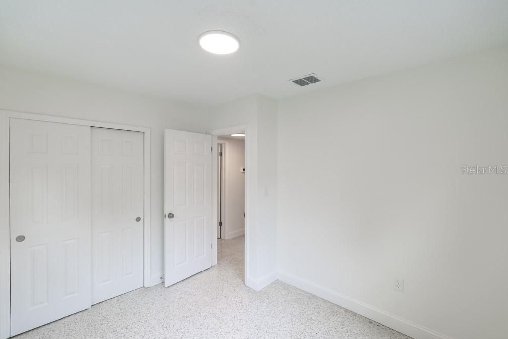 Active With Contract: $675,000 (4 beds, 0 baths, 1604 Square Feet)