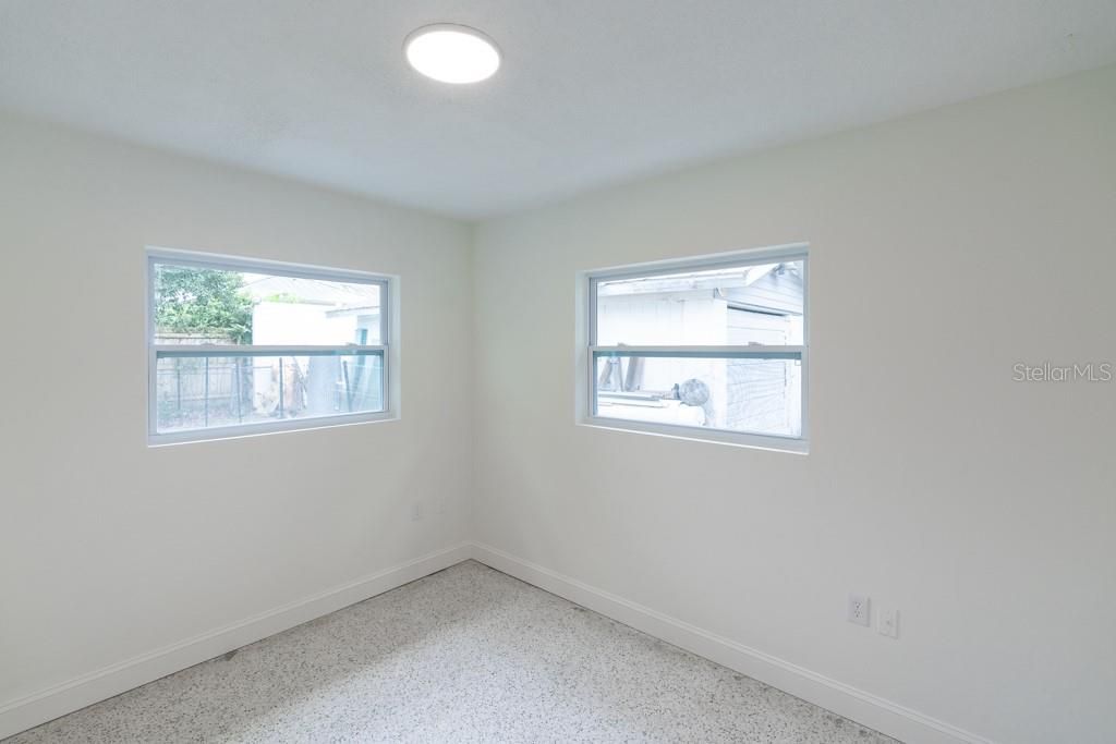 Active With Contract: $675,000 (4 beds, 0 baths, 1604 Square Feet)