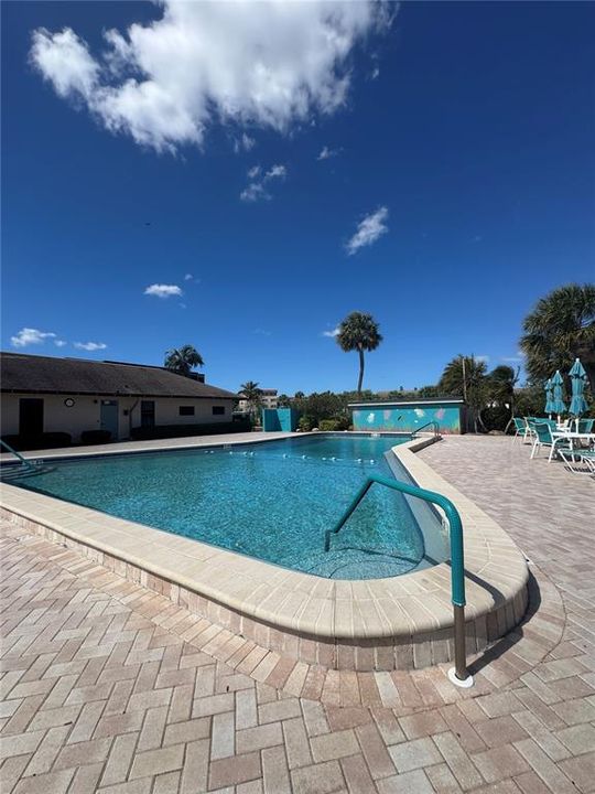 For Rent: $1,550 (2 beds, 1 baths, 1010 Square Feet)