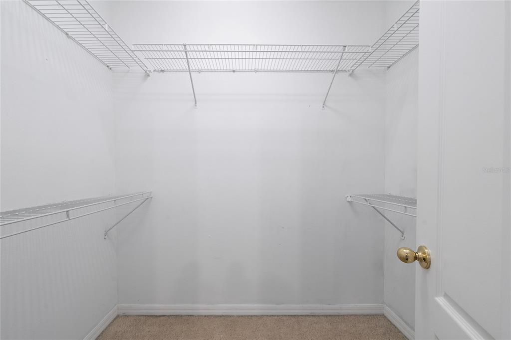 На продажу: $299,900 (3 спален, 2 ванн, 1740 Квадратных фут)