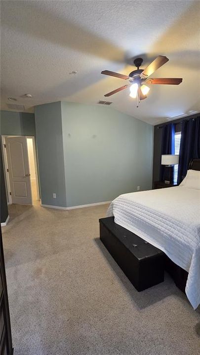 For Sale: $299,900 (3 beds, 2 baths, 1740 Square Feet)