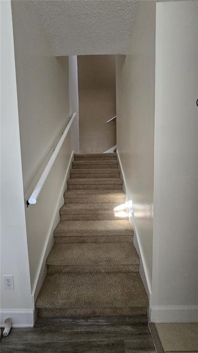 For Sale: $299,900 (3 beds, 2 baths, 1740 Square Feet)