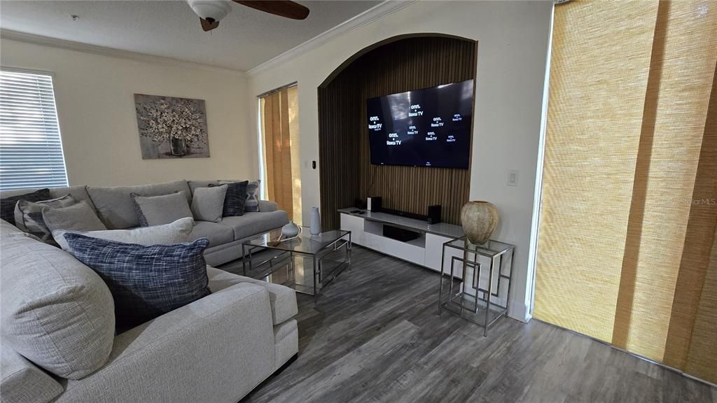 For Sale: $299,900 (3 beds, 2 baths, 1740 Square Feet)