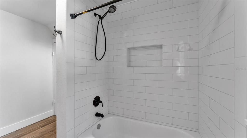 En Venta: $269,000 (3 camas, 2 baños, 1534 Pies cuadrados)
