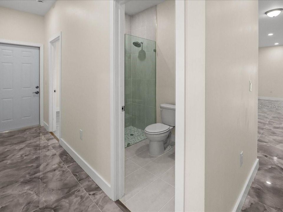 В аренду: $2,850 (5 спален, 3 ванн, 2467 Квадратных фут)