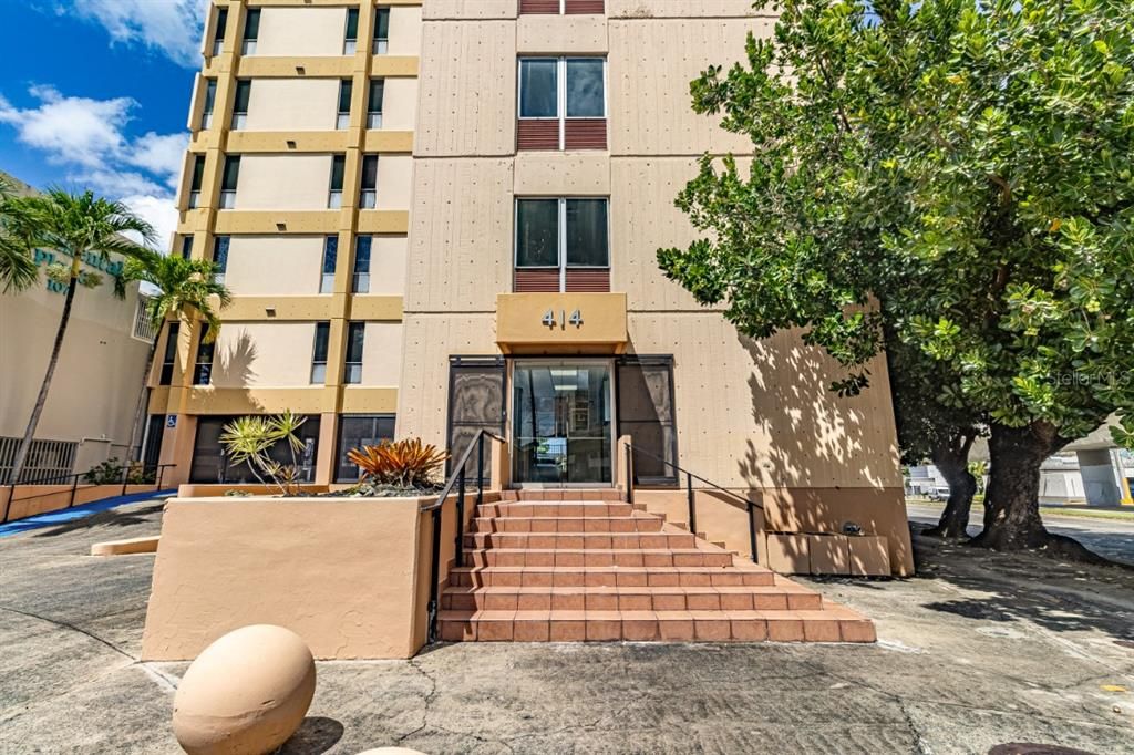 For Sale: $323,000 (0 beds, 0 baths, 2695 Square Feet)