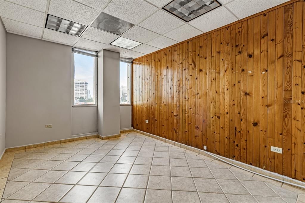 For Sale: $323,000 (0 beds, 0 baths, 2695 Square Feet)