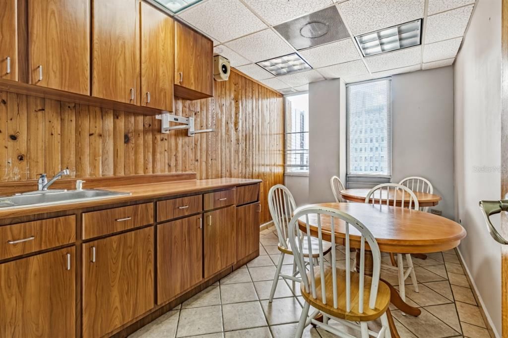 For Sale: $323,000 (0 beds, 0 baths, 2695 Square Feet)