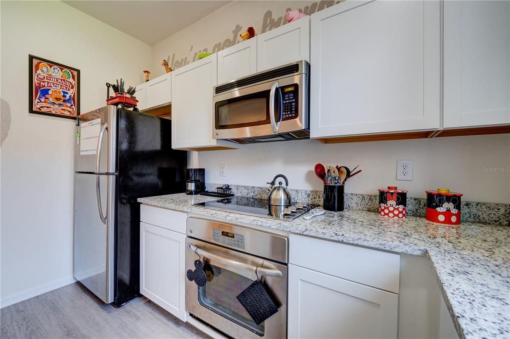 待售: $340,000 (4 贝兹, 3 浴室, 1440 平方英尺)