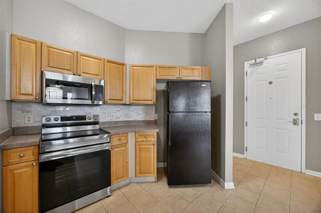 For Sale: $180,000 (2 beds, 2 baths, 1261 Square Feet)