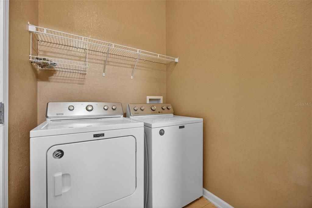 For Sale: $180,000 (2 beds, 2 baths, 1261 Square Feet)