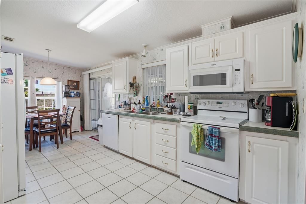 En Venta: $239,500 (3 camas, 2 baños, 1488 Pies cuadrados)