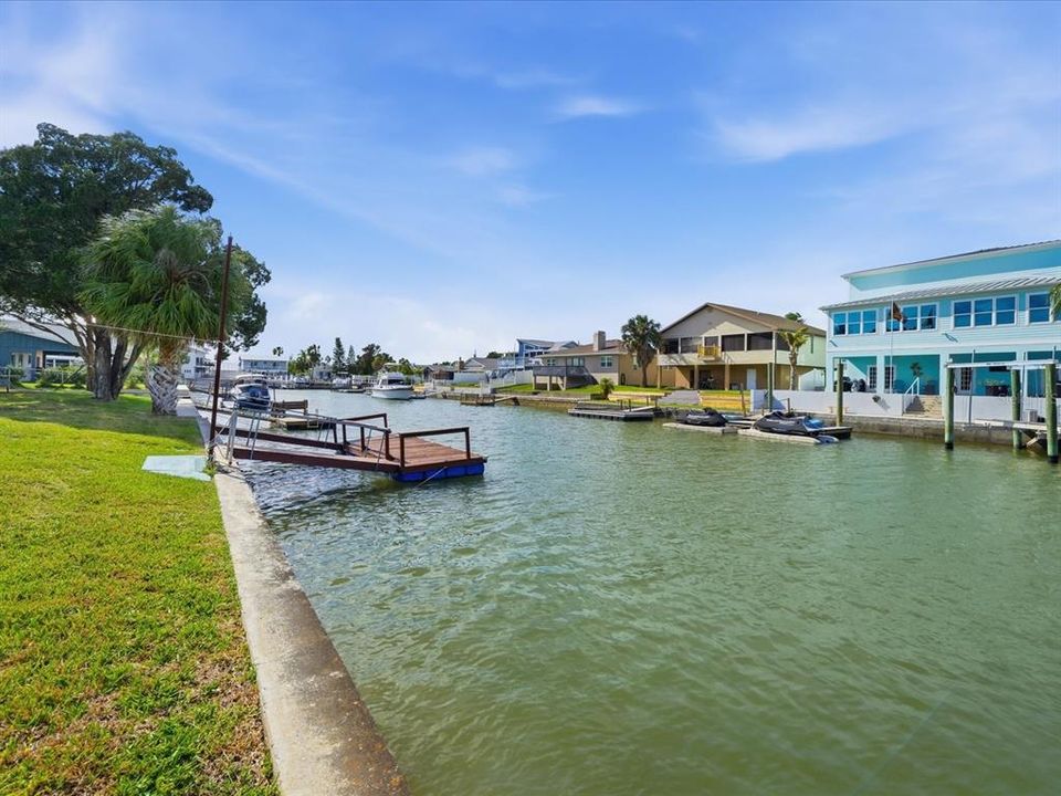 En Venta: $475,000 (2 camas, 2 baños, 1330 Pies cuadrados)