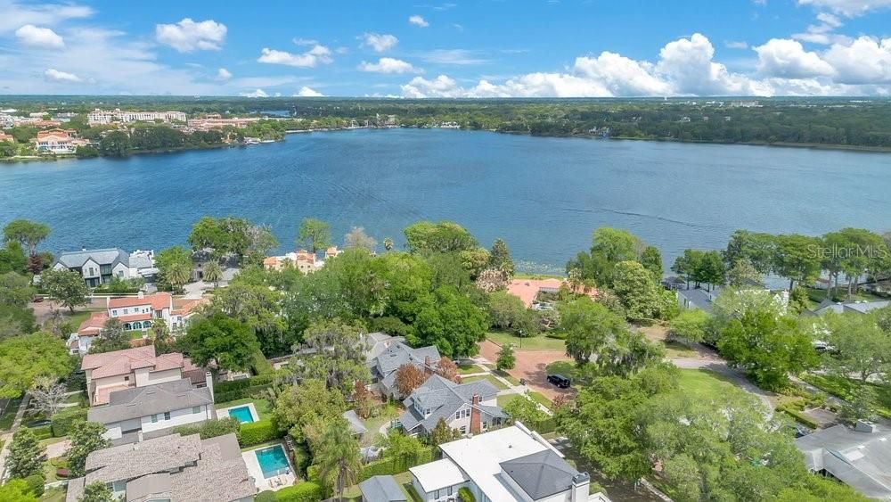 Activo con contrato: $1,495,000 (4 camas, 2 baños, 2163 Pies cuadrados)