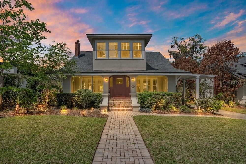 Activo con contrato: $1,495,000 (4 camas, 2 baños, 2163 Pies cuadrados)