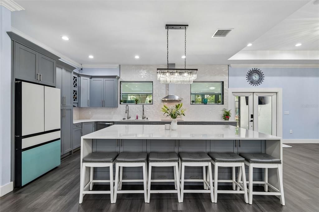 For Sale: $1,222,000 (6 beds, 5 baths, 4093 Square Feet)