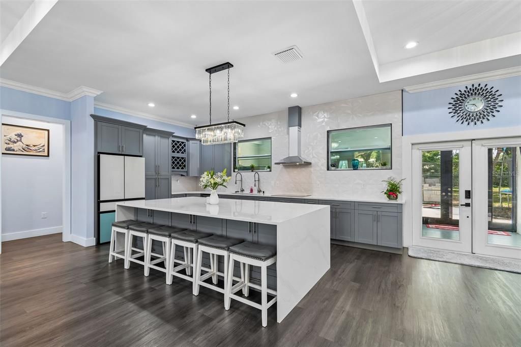 For Sale: $1,222,000 (6 beds, 5 baths, 4093 Square Feet)