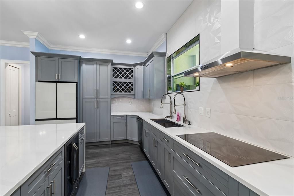 For Sale: $1,222,000 (6 beds, 5 baths, 4093 Square Feet)