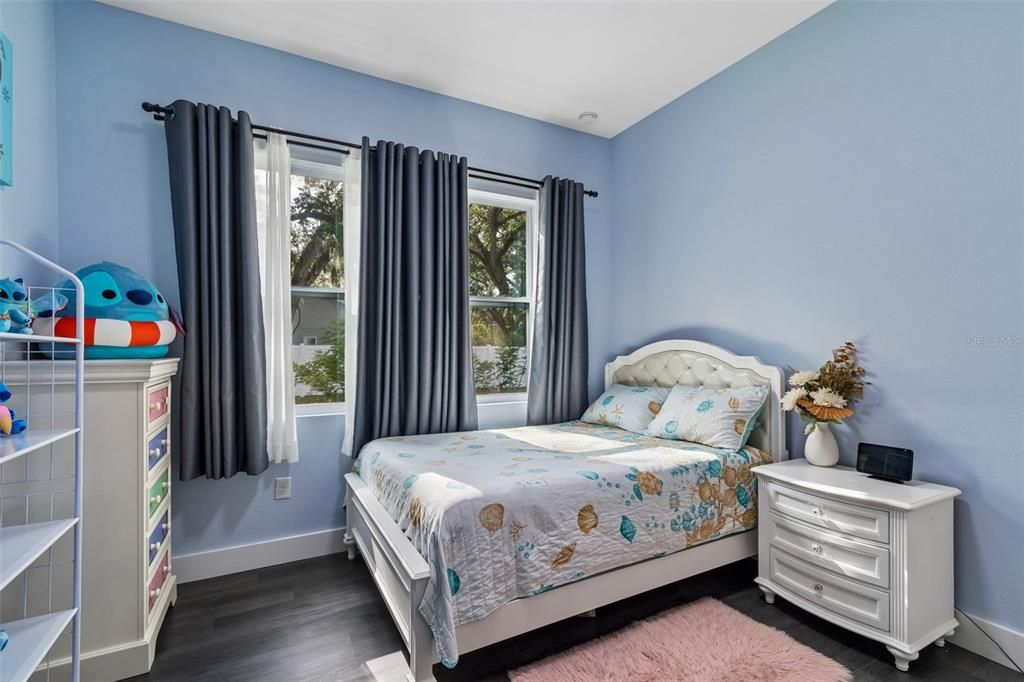 For Sale: $1,222,000 (6 beds, 5 baths, 4093 Square Feet)