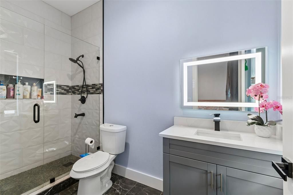 For Sale: $1,222,000 (6 beds, 5 baths, 4093 Square Feet)