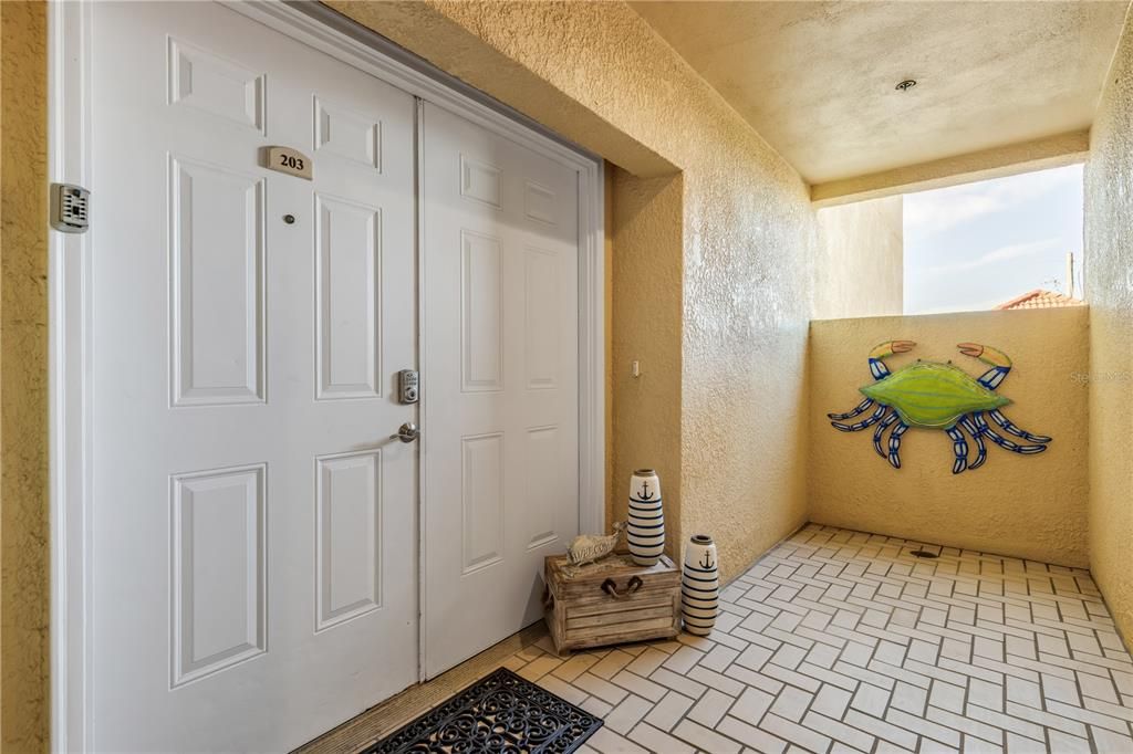 Activo con contrato: $1,195,000 (3 camas, 3 baños, 2176 Pies cuadrados)