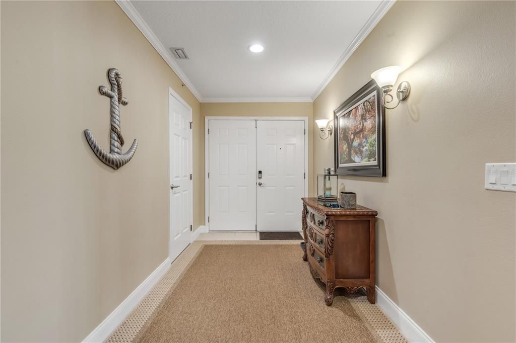 Activo con contrato: $1,195,000 (3 camas, 3 baños, 2176 Pies cuadrados)