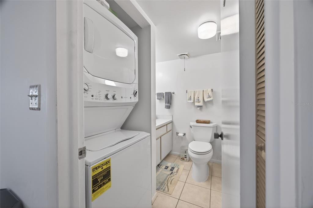 For Sale: $119,900 (2 beds, 2 baths, 1138 Square Feet)