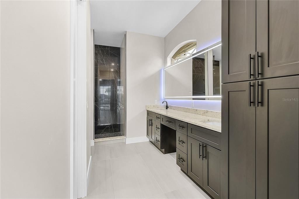 На продажу: $789,900 (3 спален, 2 ванн, 2240 Квадратных фут)
