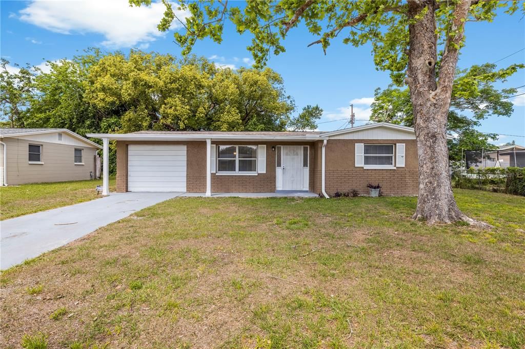 Active With Contract: $1,500 (3 beds, 1 baths, 1120 Square Feet)