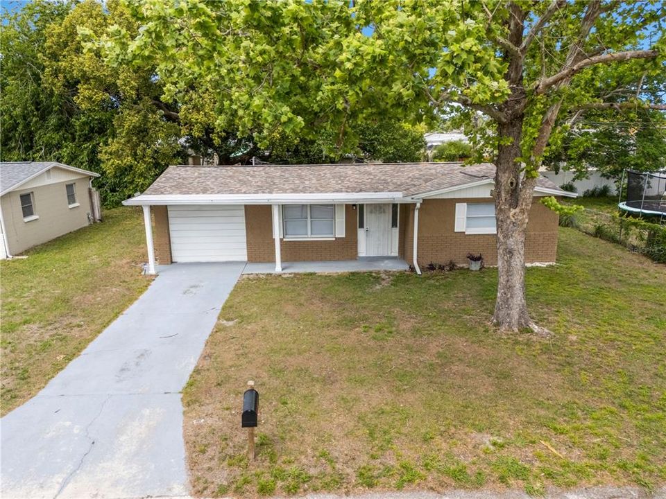 Active With Contract: $1,500 (3 beds, 1 baths, 1120 Square Feet)