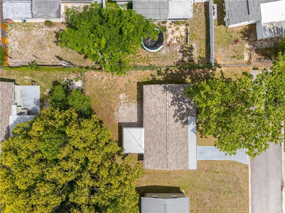 Active With Contract: $1,500 (3 beds, 1 baths, 1120 Square Feet)