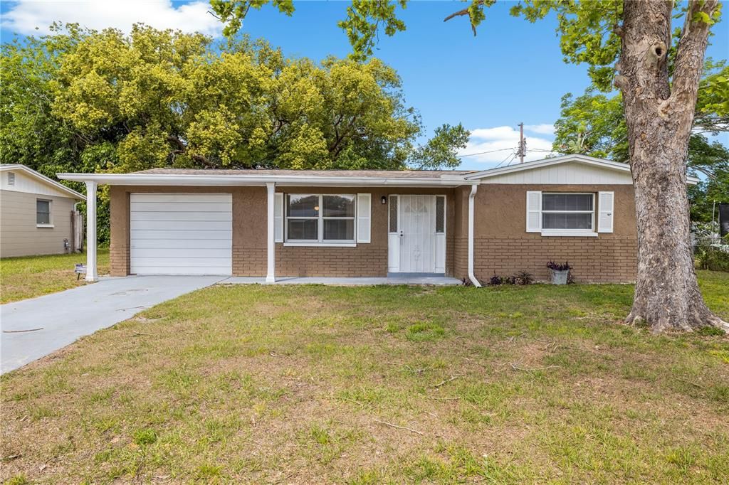 Active With Contract: $1,500 (3 beds, 1 baths, 1120 Square Feet)