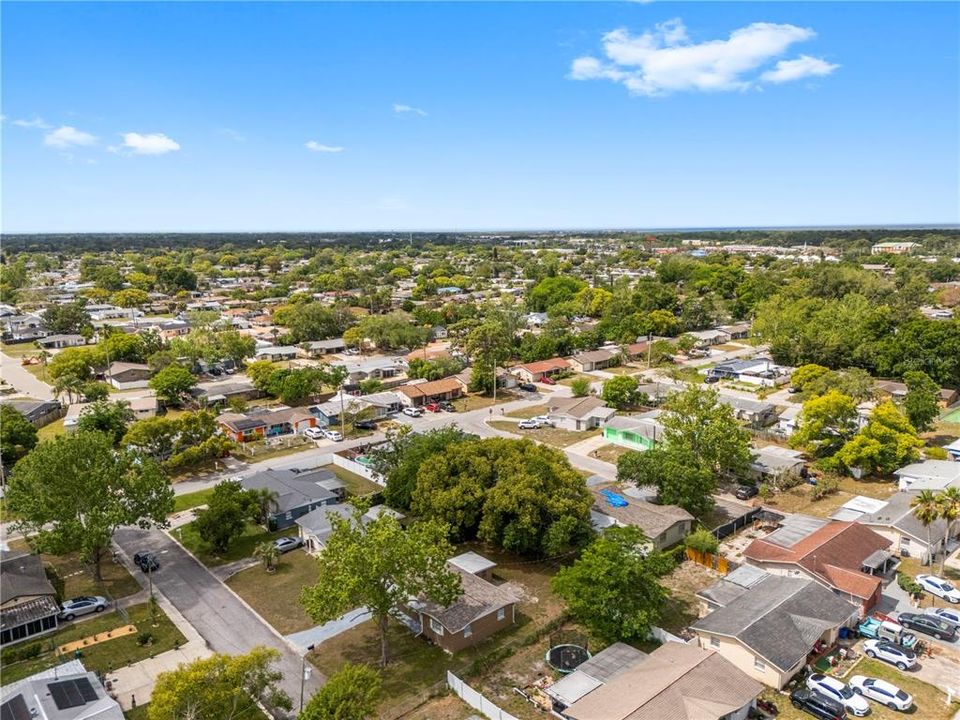 Active With Contract: $1,500 (3 beds, 1 baths, 1120 Square Feet)
