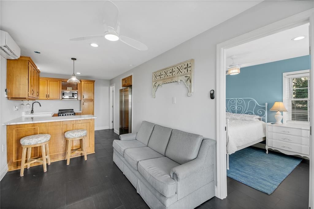 En Venta: $800,000 (4 camas, 3 baños, 2665 Pies cuadrados)