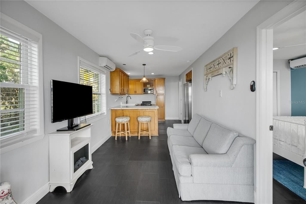 En Venta: $800,000 (4 camas, 3 baños, 2665 Pies cuadrados)