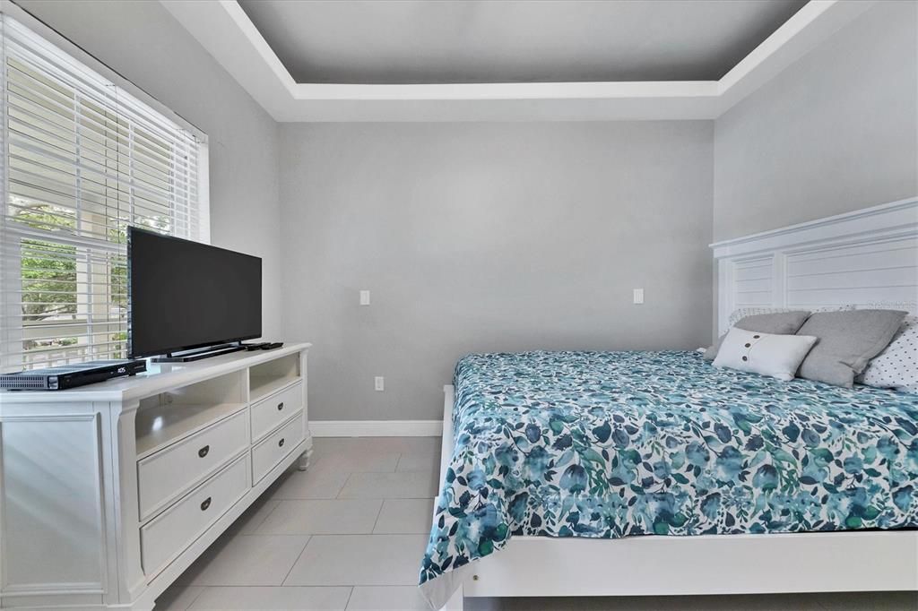 For Rent: $3,600 (2 beds, 2 baths, 1215 Square Feet)