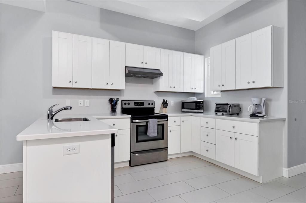 For Rent: $3,600 (2 beds, 2 baths, 1215 Square Feet)