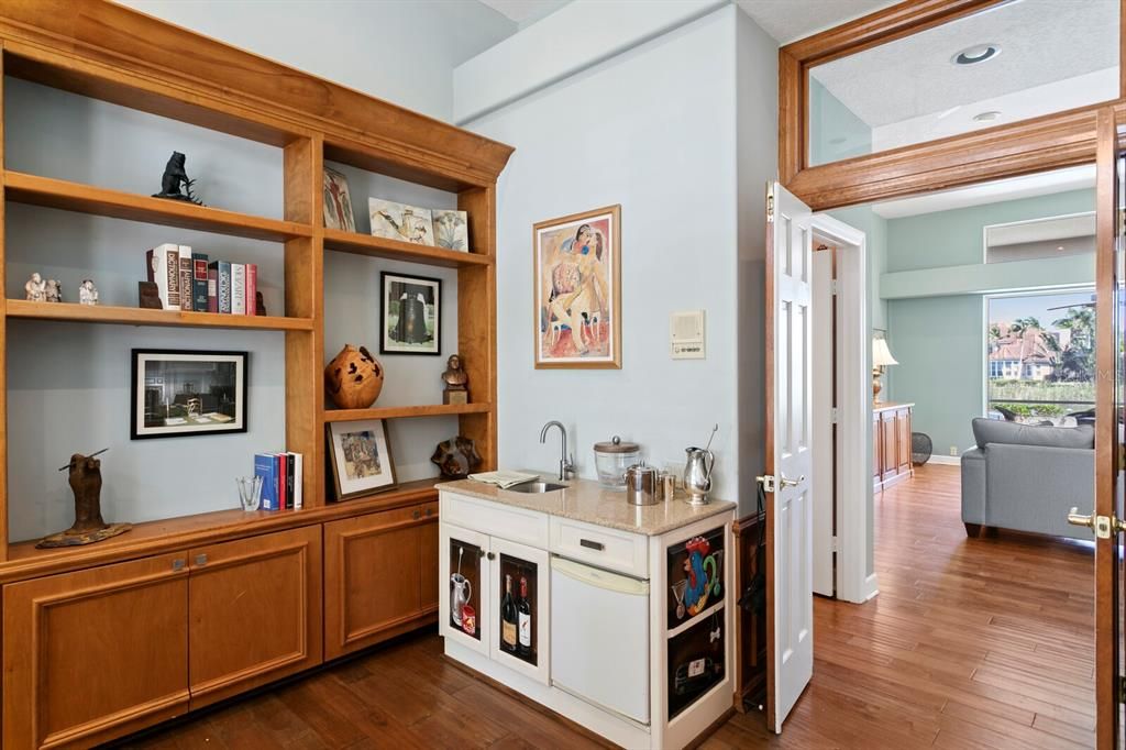 Active With Contract: $1,250,000 (4 beds, 3 baths, 3787 Square Feet)