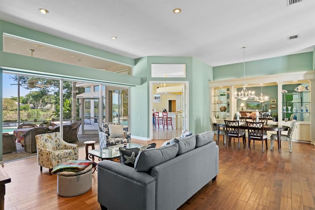 Active With Contract: $1,250,000 (4 beds, 3 baths, 3787 Square Feet)