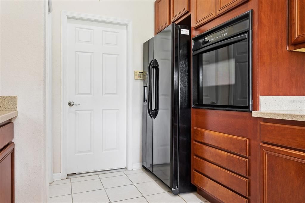 For Sale: $399,990 (4 beds, 3 baths, 1783 Square Feet)