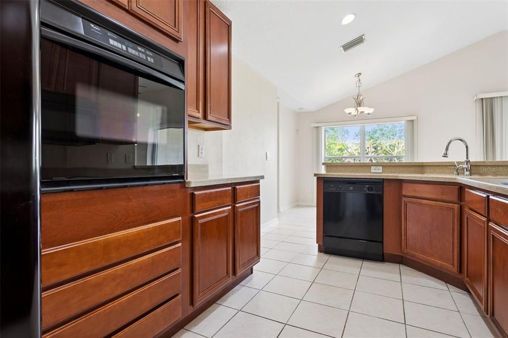 For Sale: $399,990 (4 beds, 3 baths, 1783 Square Feet)