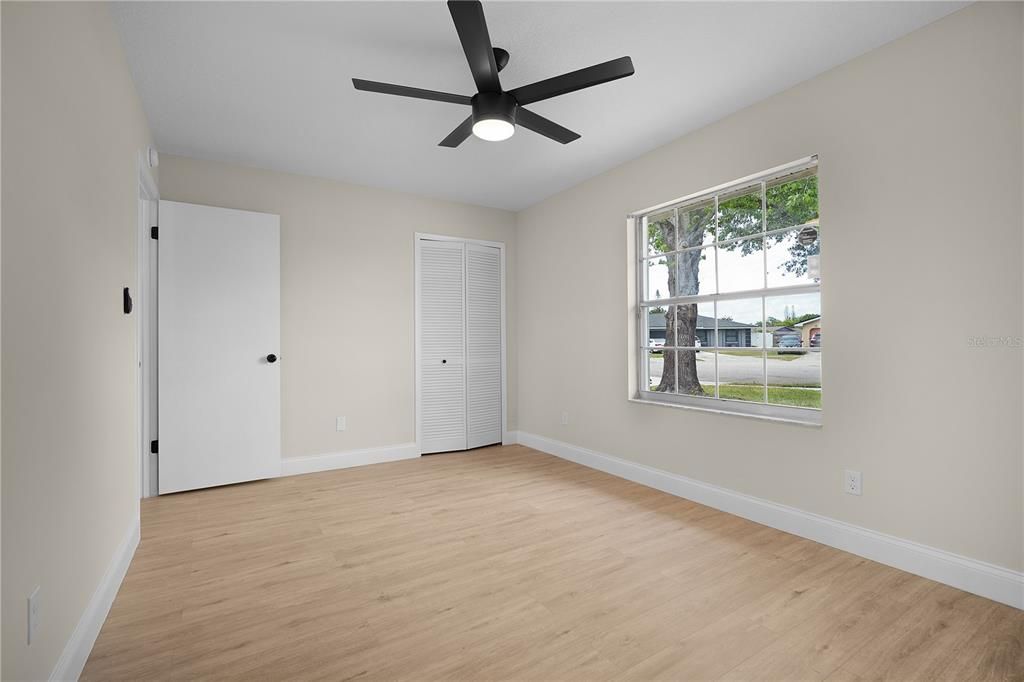 Activo con contrato: $349,999 (3 camas, 2 baños, 1318 Pies cuadrados)