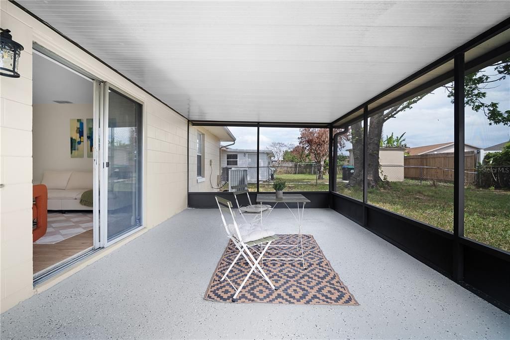 Activo con contrato: $349,999 (3 camas, 2 baños, 1318 Pies cuadrados)
