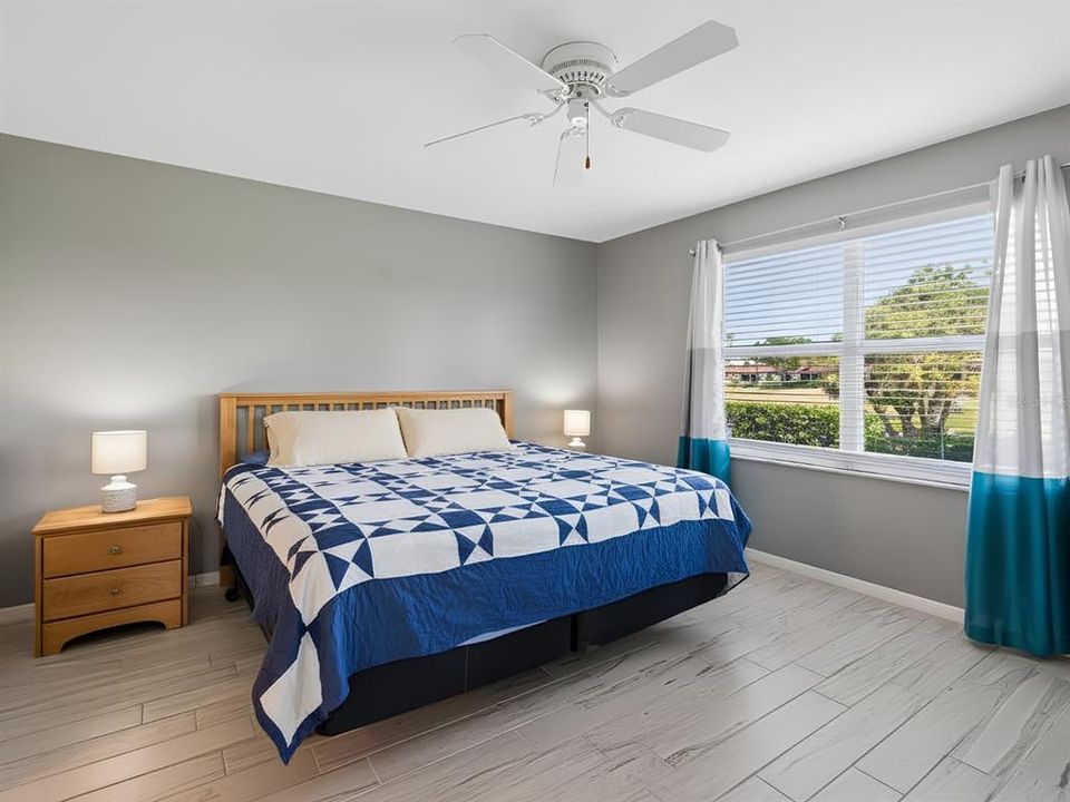 For Sale: $249,000 (3 beds, 2 baths, 1298 Square Feet)