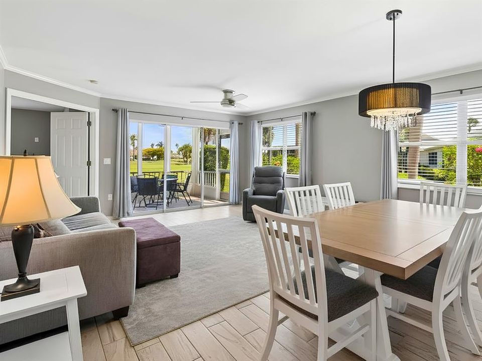 For Sale: $249,000 (3 beds, 2 baths, 1298 Square Feet)