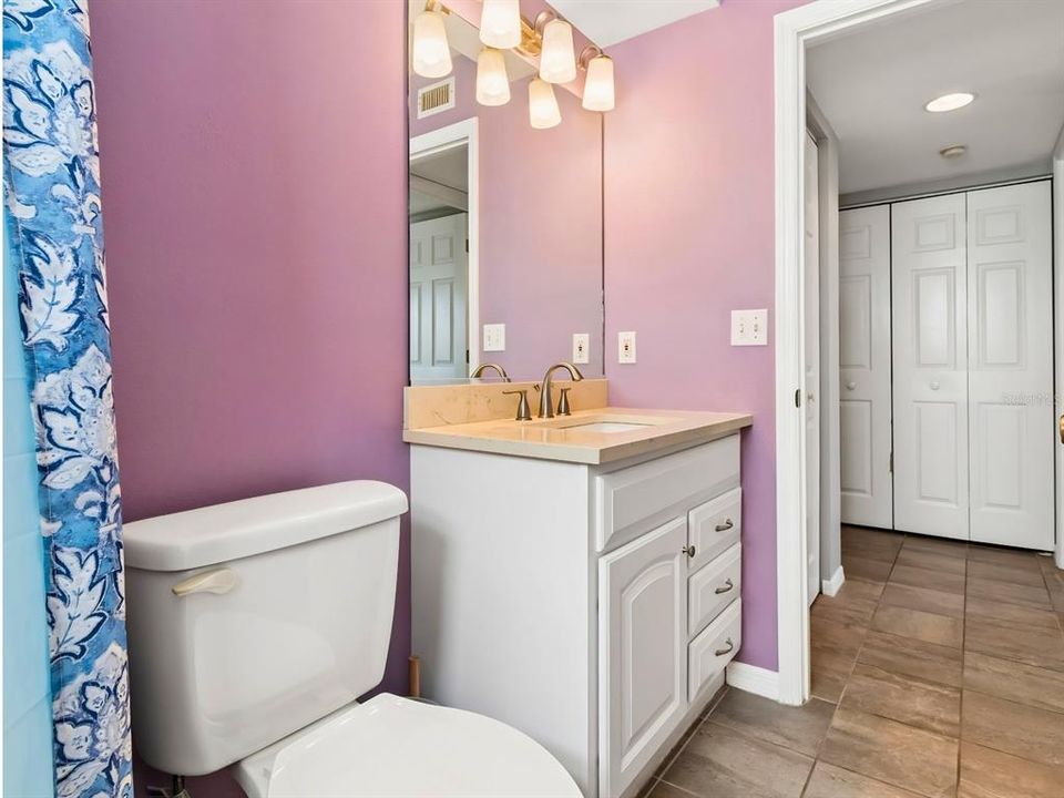 For Sale: $249,000 (3 beds, 2 baths, 1298 Square Feet)
