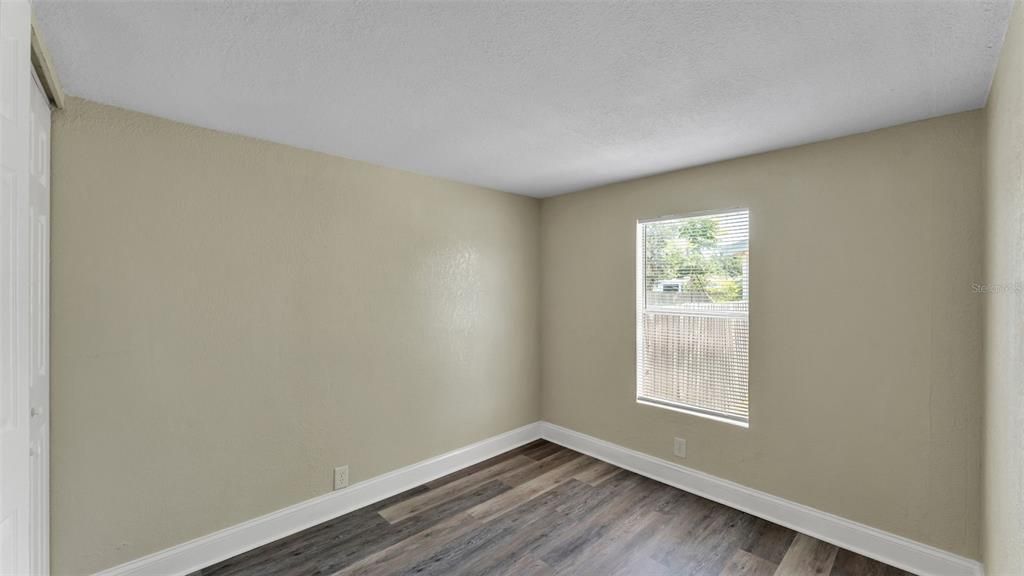 Active With Contract: $219,900 (3 beds, 2 baths, 1152 Square Feet)