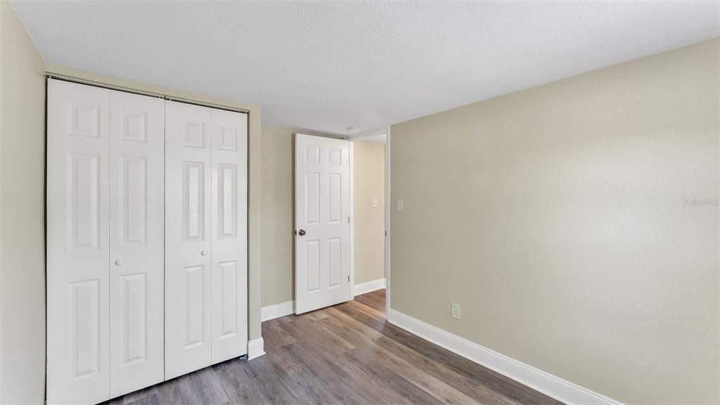 Active With Contract: $219,900 (3 beds, 2 baths, 1152 Square Feet)
